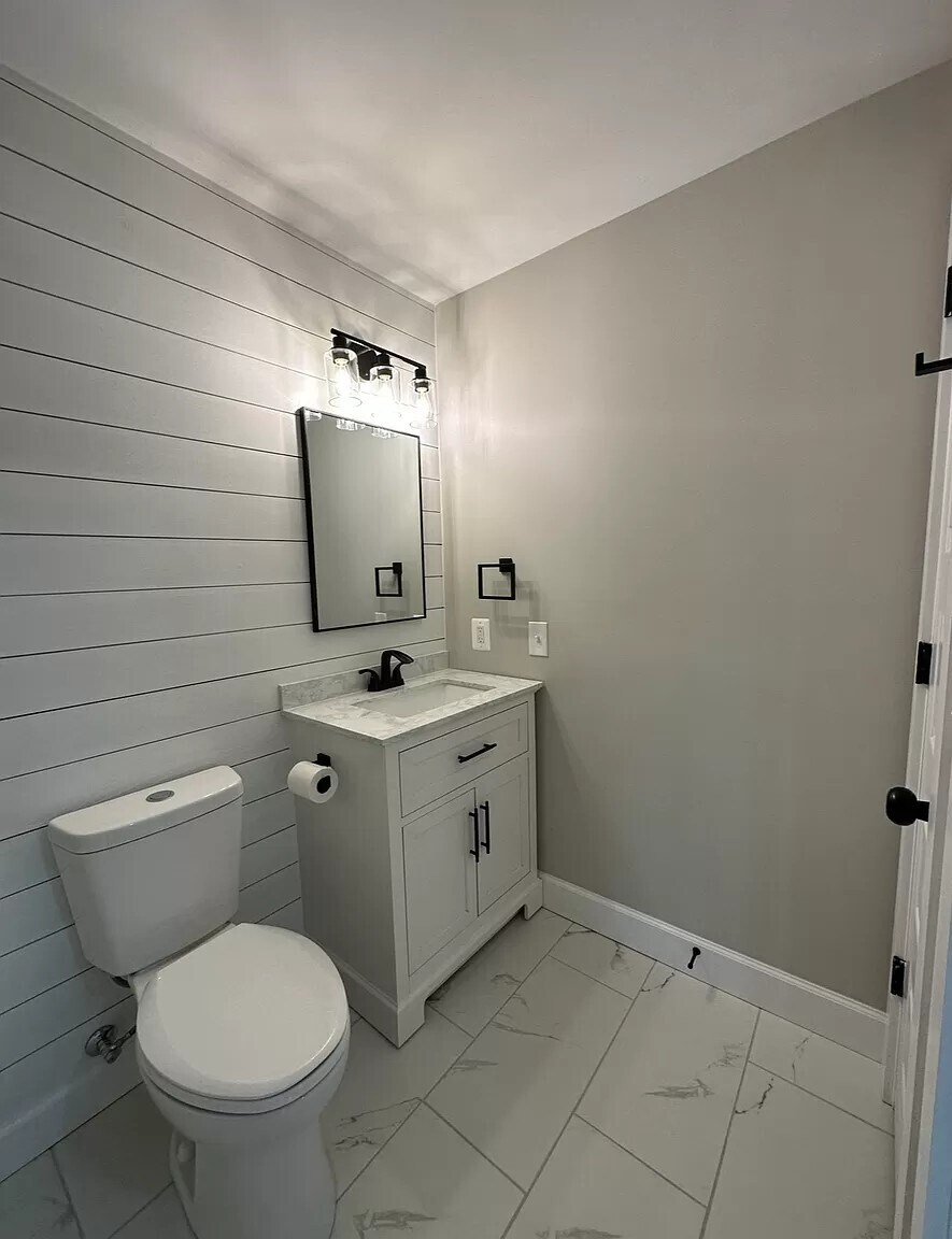 Building Photo - 3428 Littlestown Pike