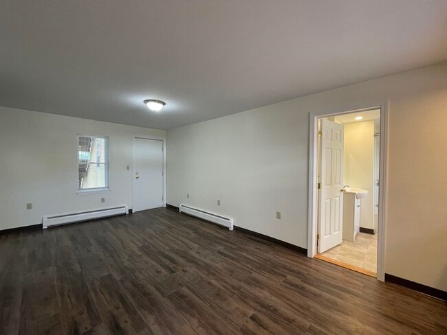 Building Photo - 53 Walker St