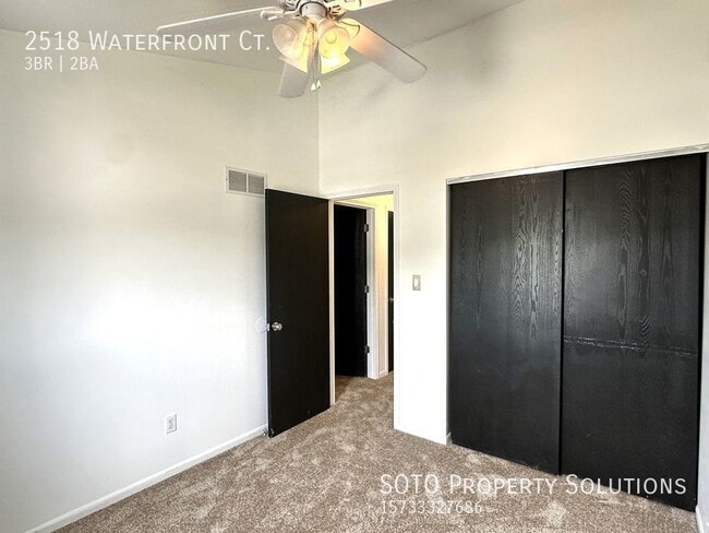 Building Photo - Lovely  3 bedroom, 2 bathroom home located...
