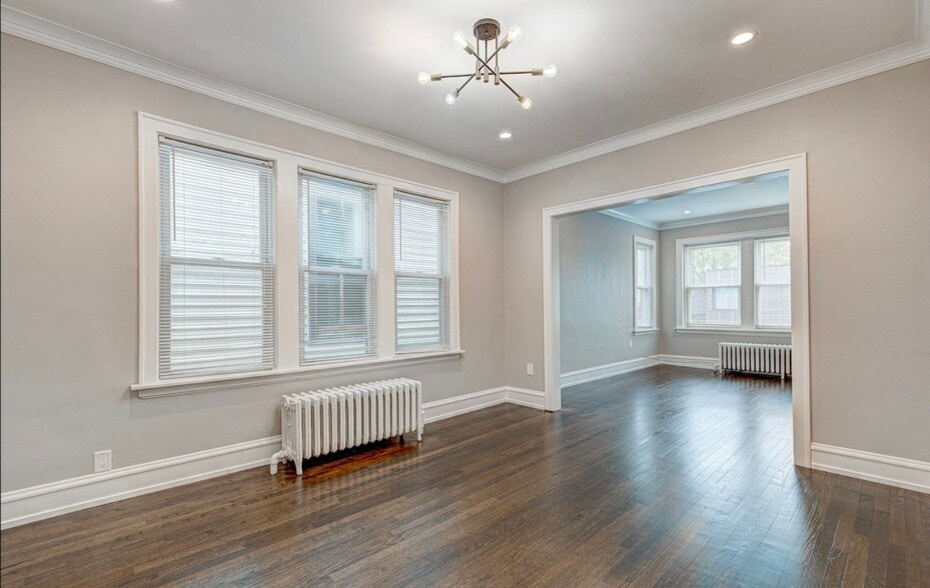 Building Photo - 1935 N Saint Louis Ave