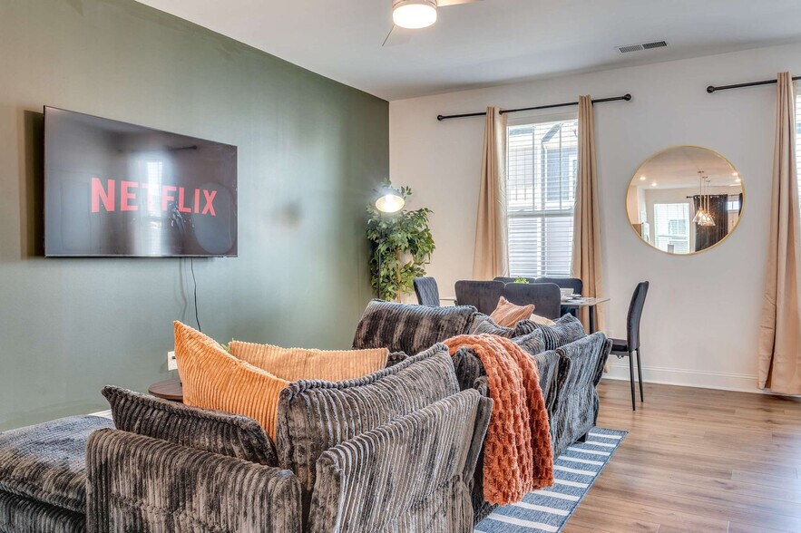 Building Photo - 4106 Bunker Dr