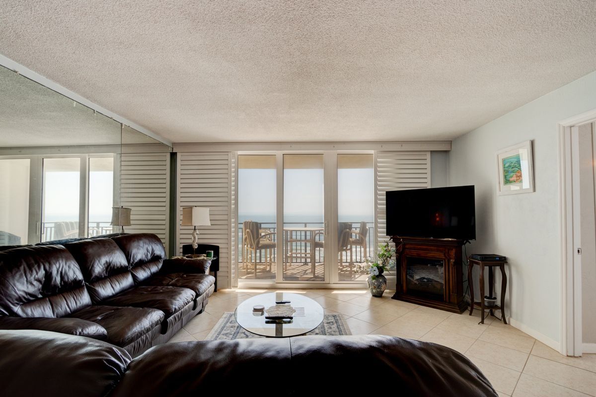Building Photo - 915 Ocean Shore Blvd