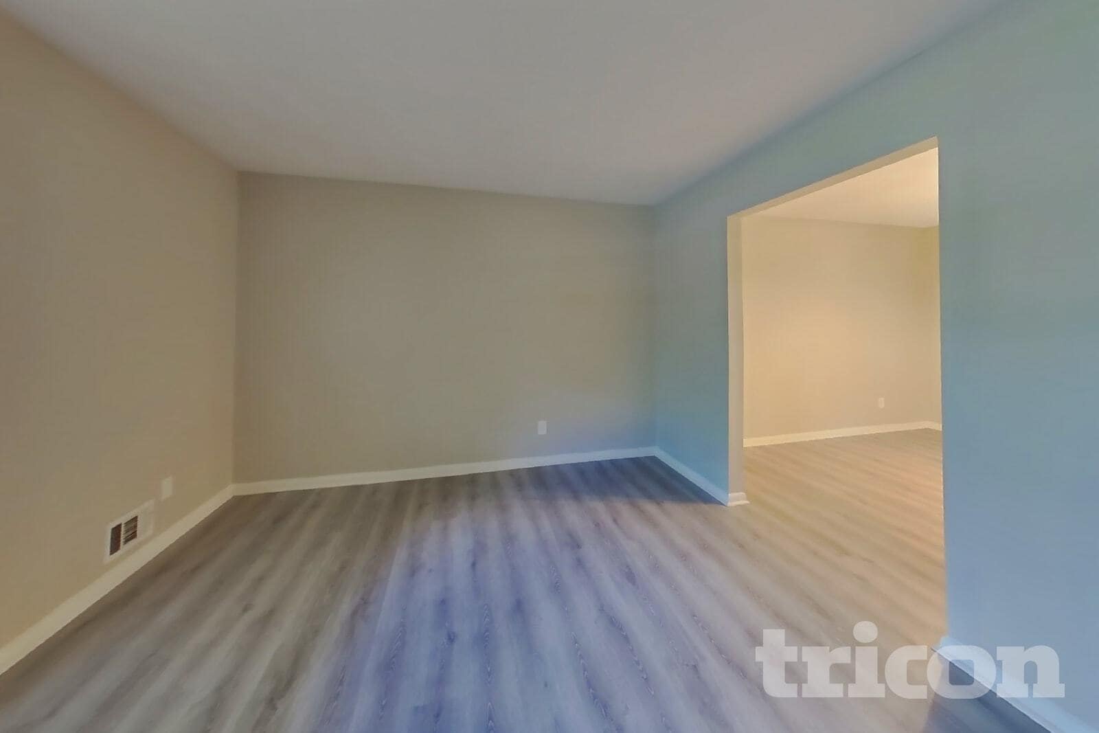 Building Photo - 2270 Emerald Castle Dr