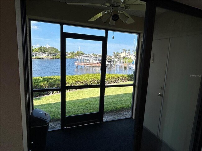 Building Photo - 608 Yardarm Dr