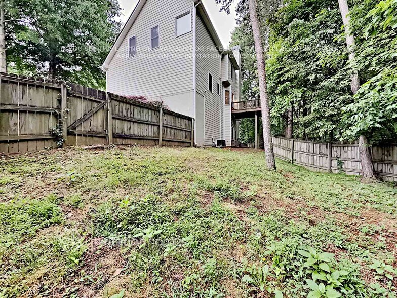 Building Photo - 4559 Silver Peak Pkwy