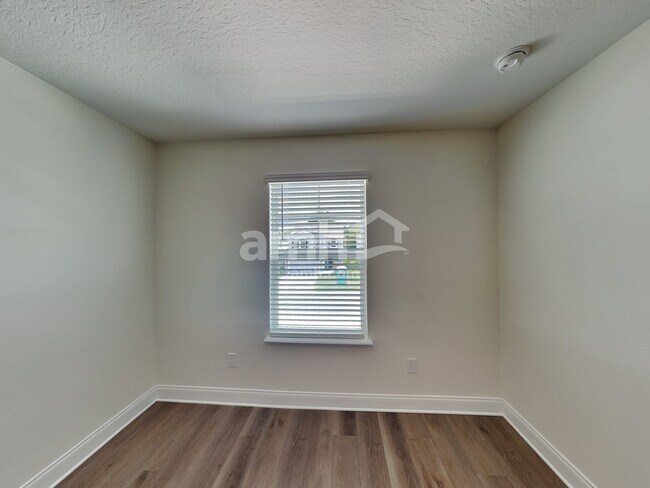 Building Photo - 1084 Grafton Ridge Dr