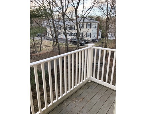 Building Photo - 415 Willard St