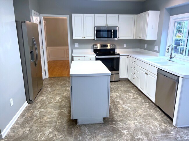 Building Photo - 9801 Goodrum Ct