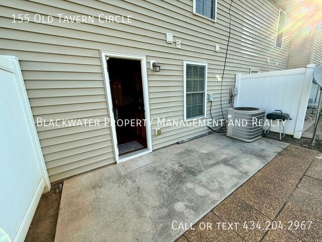 Building Photo - 155 Old Tavern Cir