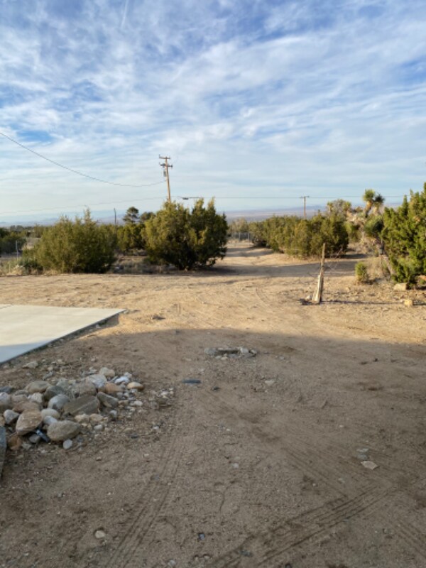 Primary Photo - 873 Pinon Rd