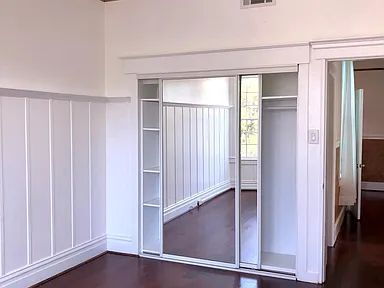 Building Photo - "Charming 2-Bed, 2-Bath Sanctuary in the Heart of San Francisco!"
