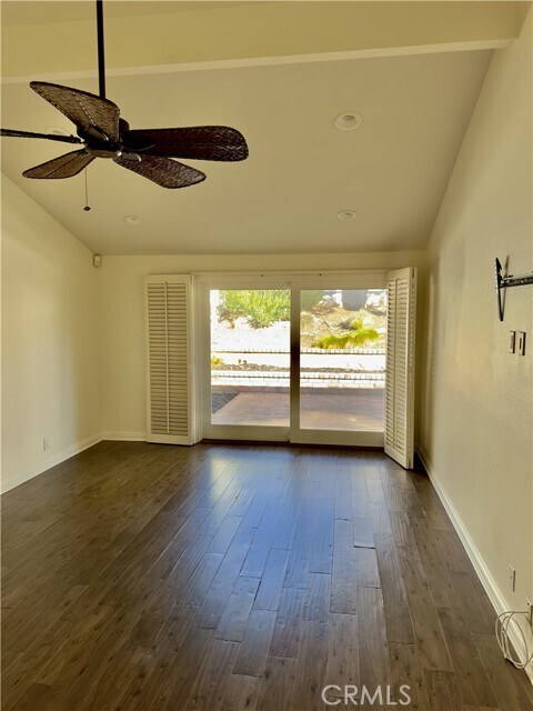 Building Photo - 43 Beachcomber Dr