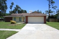 Building Photo - Enjoy Peaceful Living in this Northdale Co...