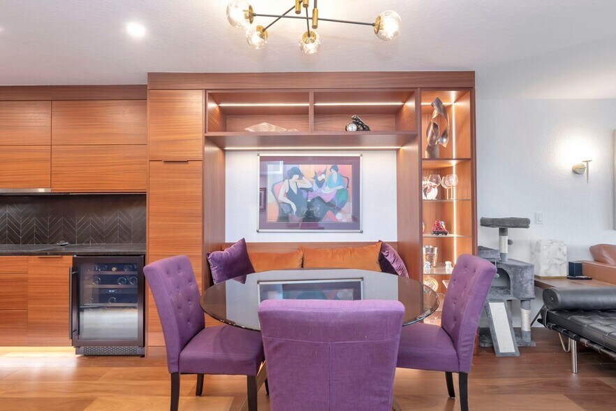 Building Photo - 14767 Seminole Trail