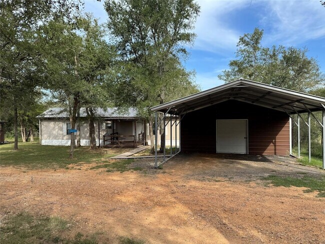 Building Photo - 399 Pope Bend N