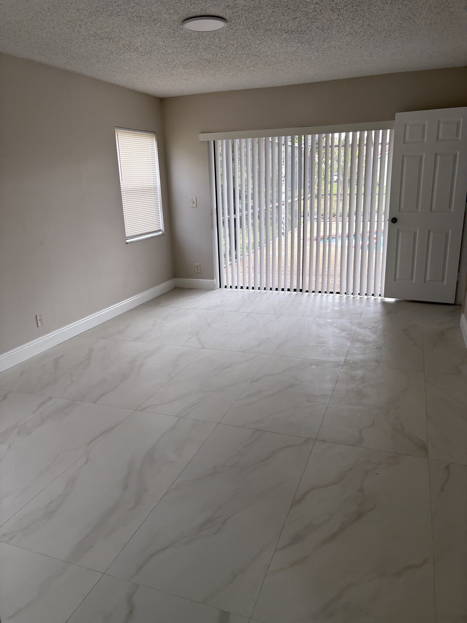 Building Photo - 6268 NW 53rd St