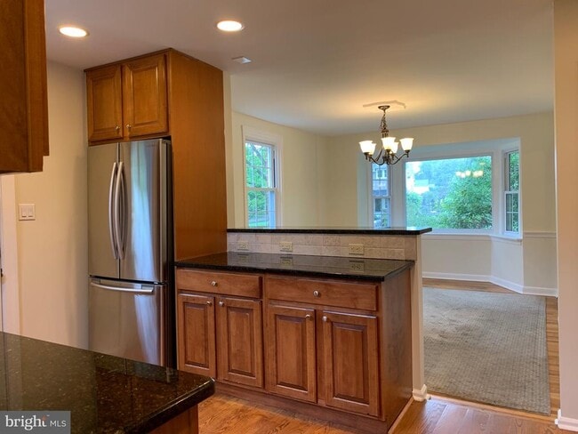 Building Photo - 1524 Knox Rd