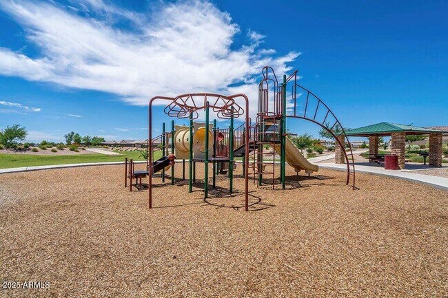 Building Photo - 2862 E Bagdad Rd