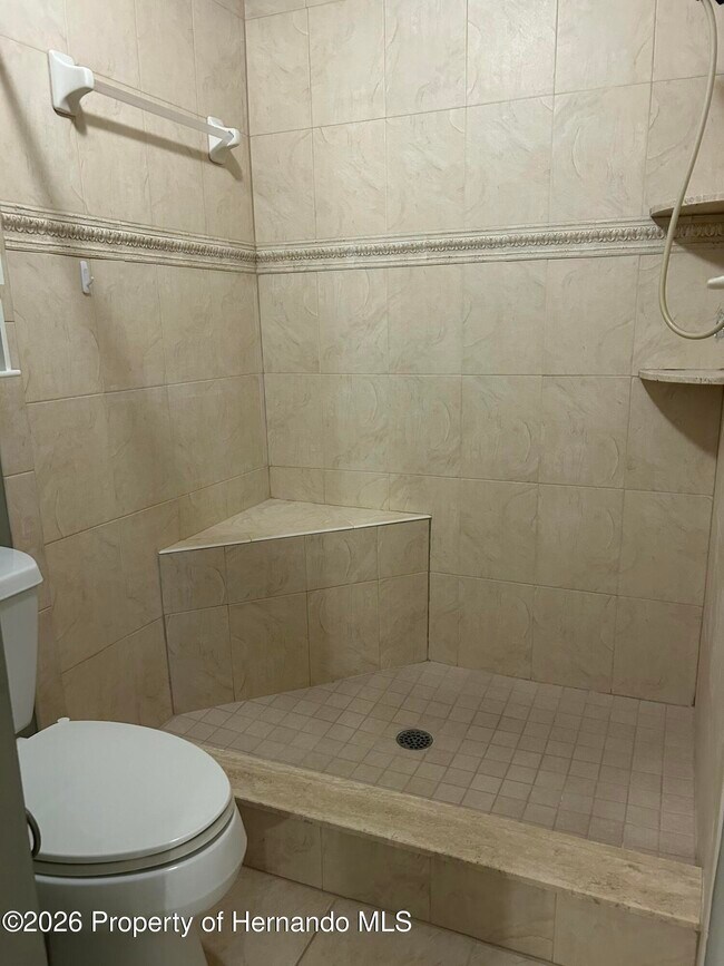 Building Photo - 6403 River Lodge Ln