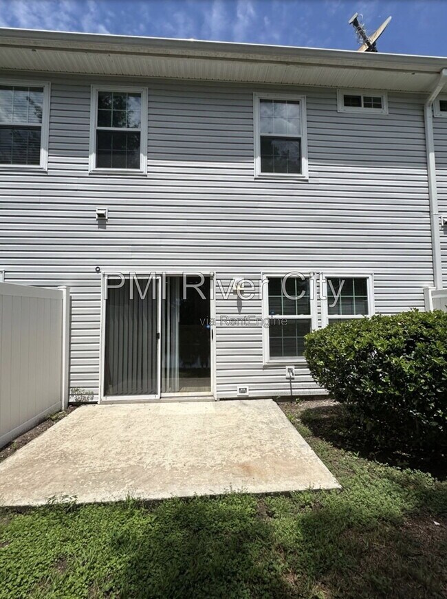 Building Photo - 1740 Biscayne Bay Cir