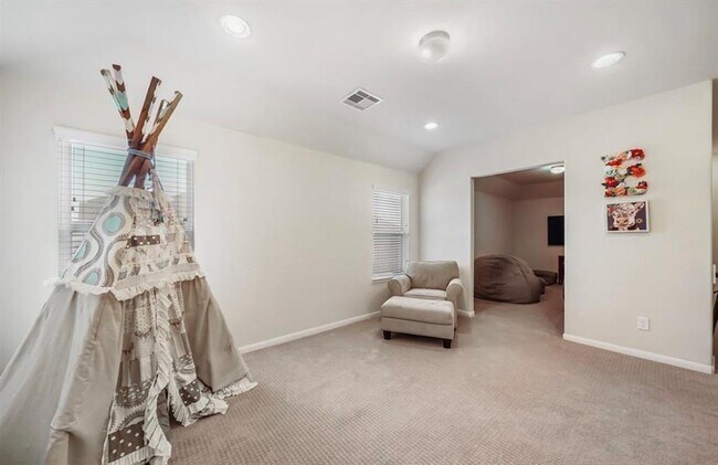 Building Photo - 32646 Timber Point Dr