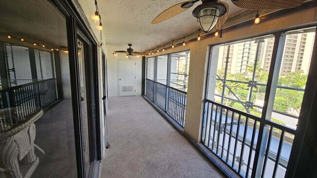 Building Photo - 500 Ocean Trail Way