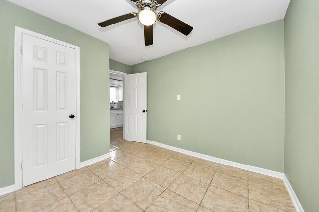 Building Photo - 4102 Engelke St