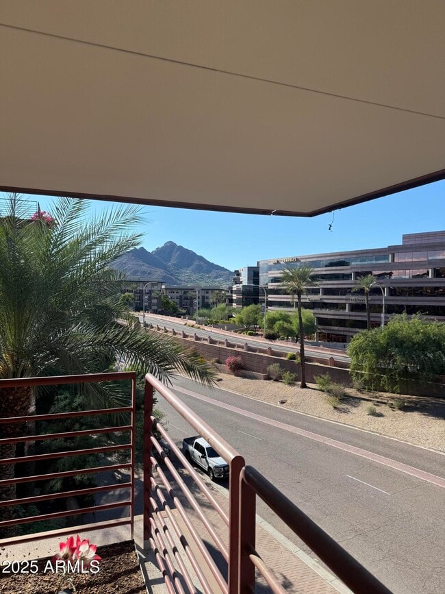 Building Photo - 7161 E Rancho Vista Dr