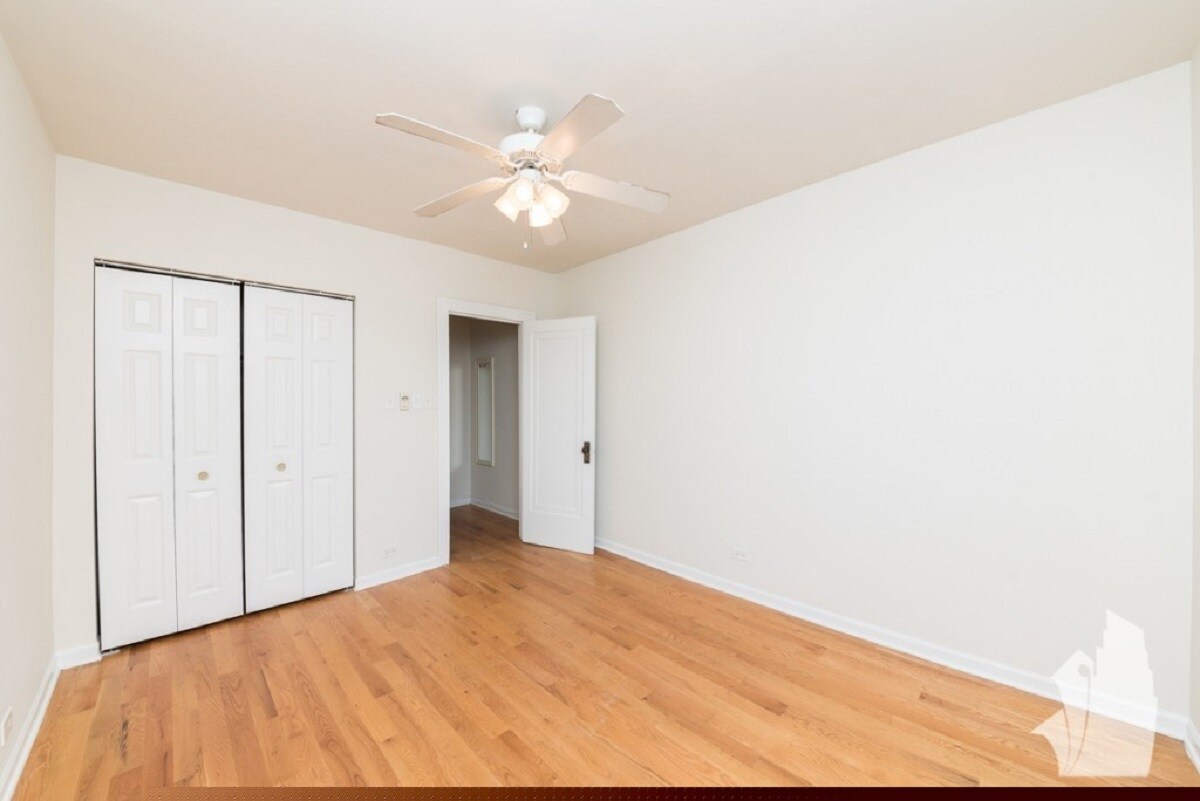 Building Photo - 1251 W Henderson St