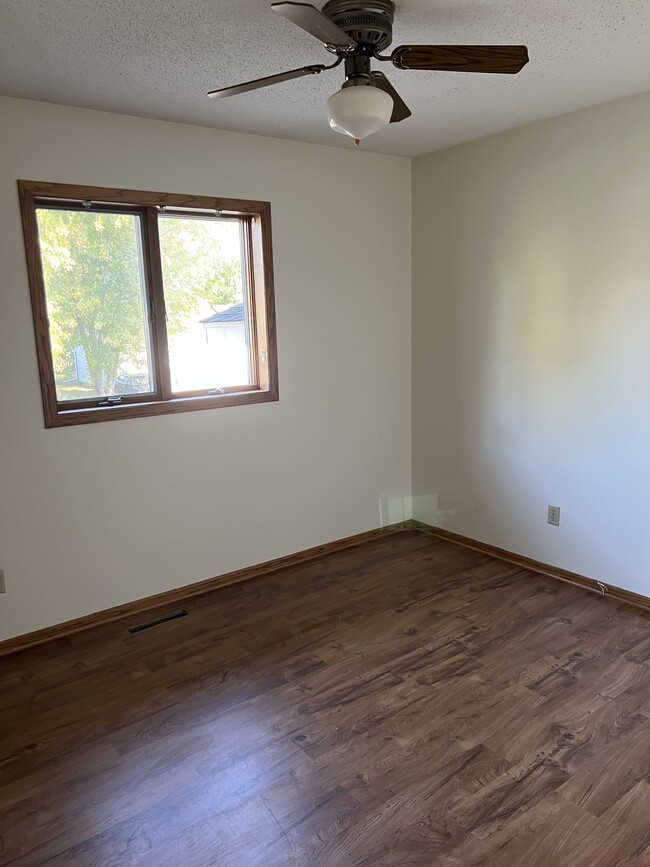 Building Photo - 215 Arch St