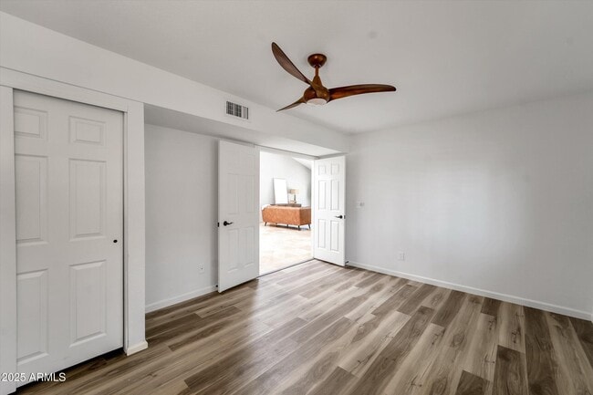 Building Photo - 10546 E Topaz Cir