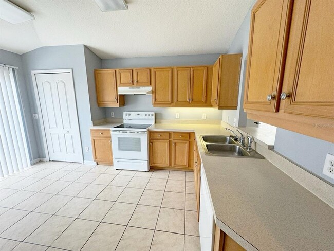 Building Photo - 12719 Adventure Dr