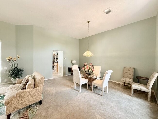 Building Photo - 8724 Ashbury Dr
