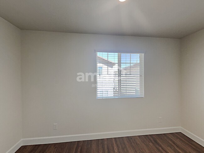Building Photo - 1710 Viaggio Ave