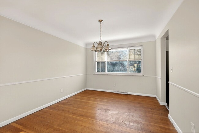 Building Photo - 8980 Cherry Blossom Ln