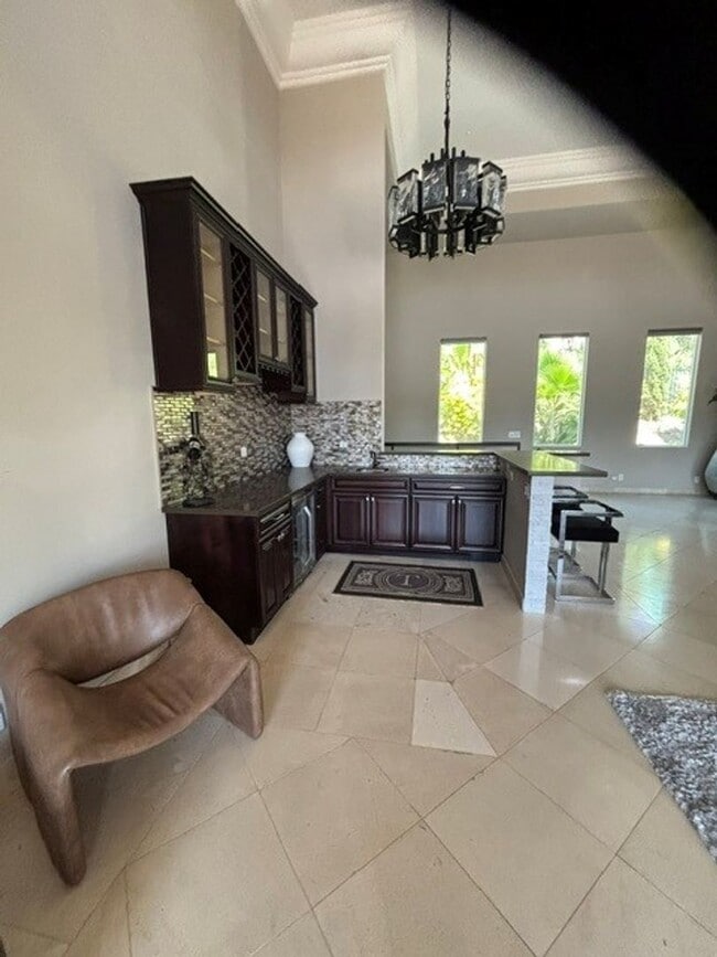 Building Photo - 30732 Paseo Elegancia