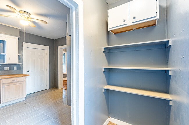 Building Photo - 243 Chamberlain St