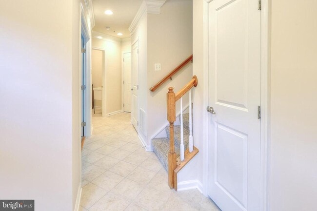 Building Photo - 6300 Santo Place
