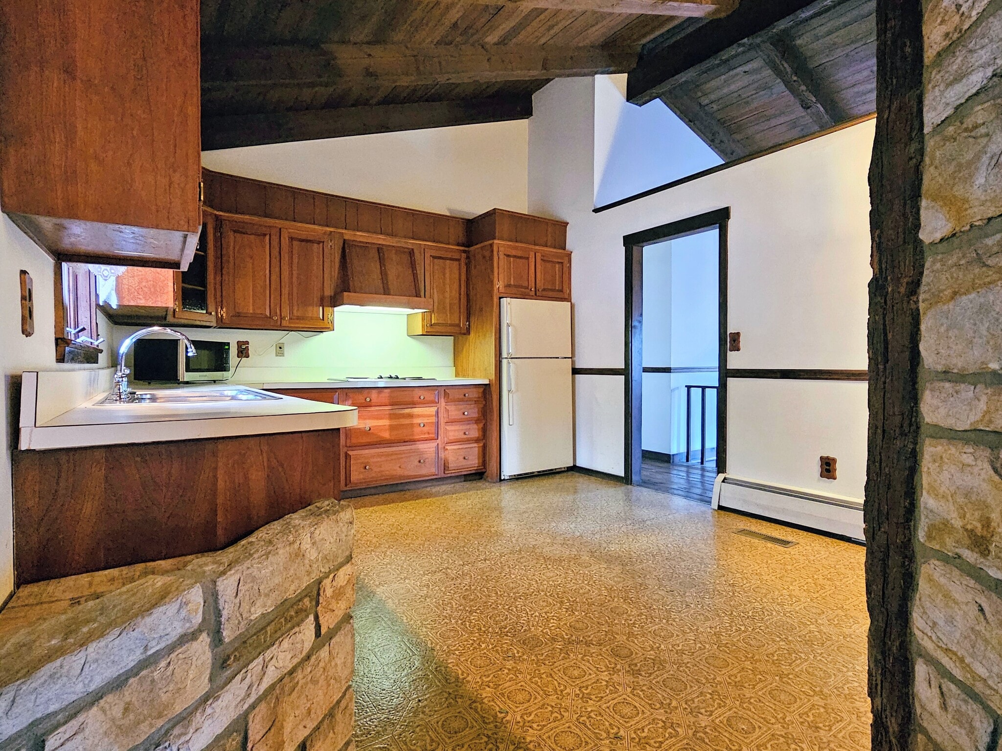 Building Photo - 135 Fraelich Rd