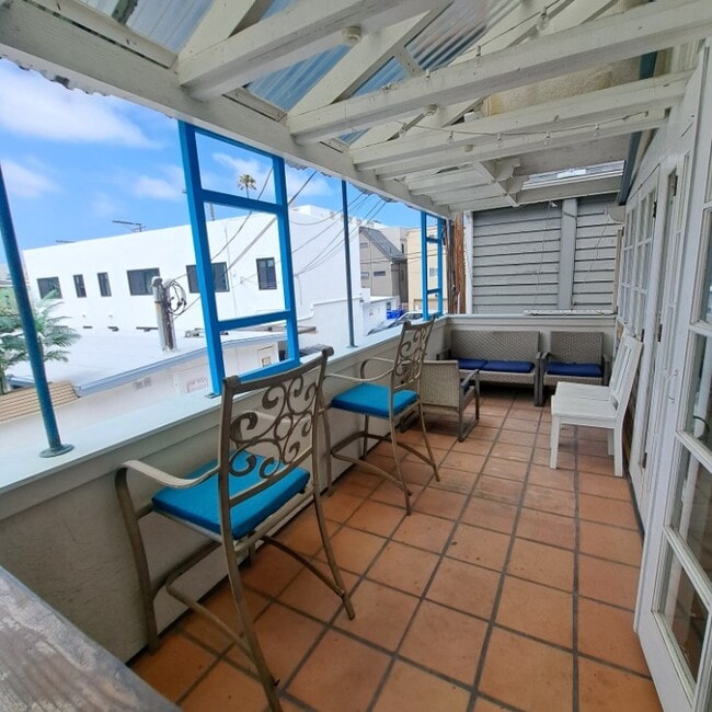 Building Photo - 828 Ostend Ct
