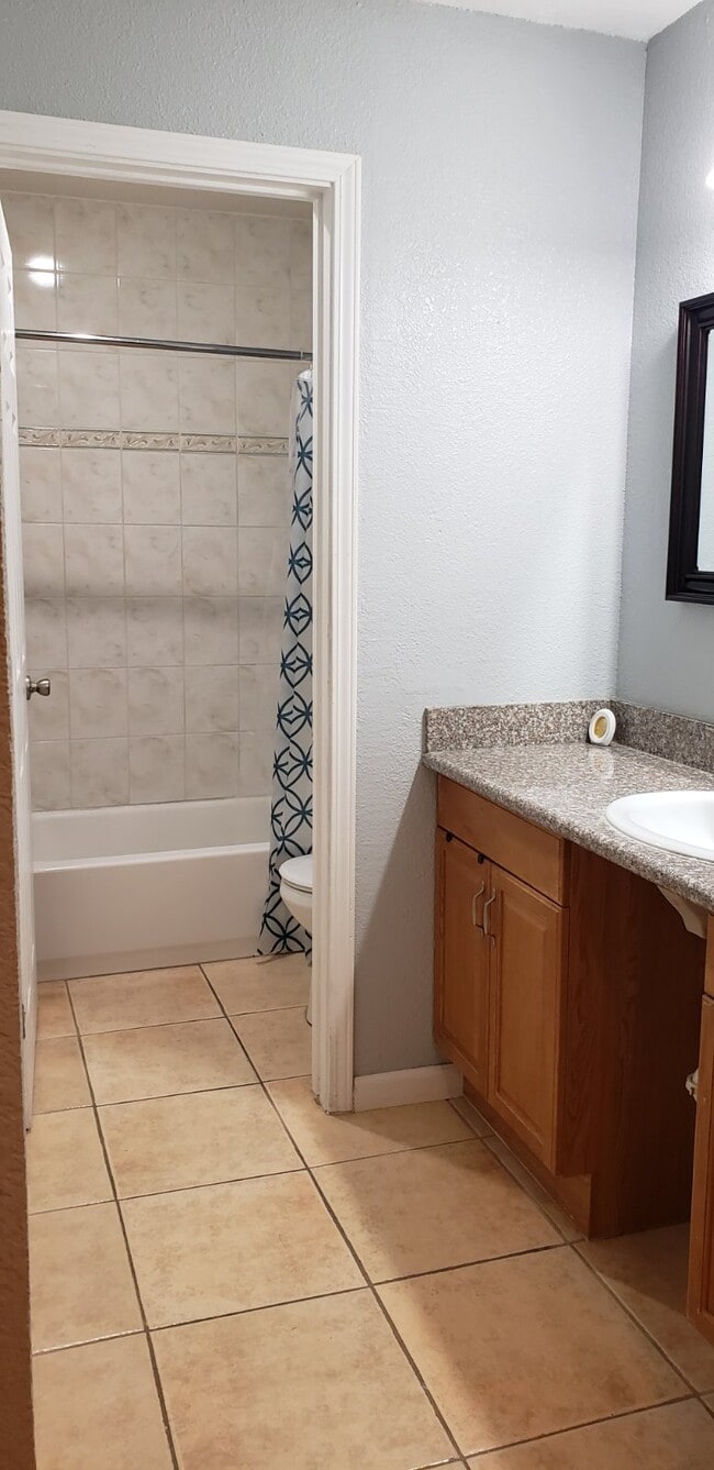 Building Photo - 275 Tradewinds Dr