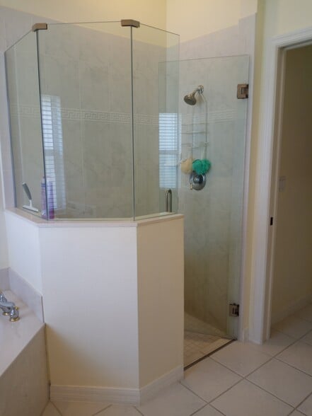 Building Photo - 5069 Flagstone Dr