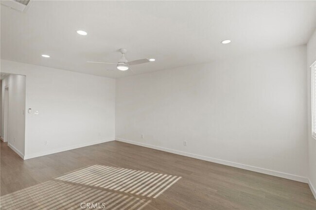 Building Photo - 9219 Colorado Ave