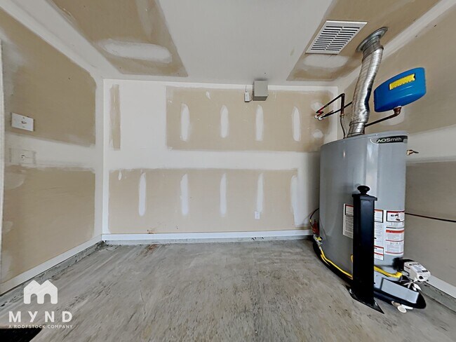 Building Photo - 6313 Cathwick Ct