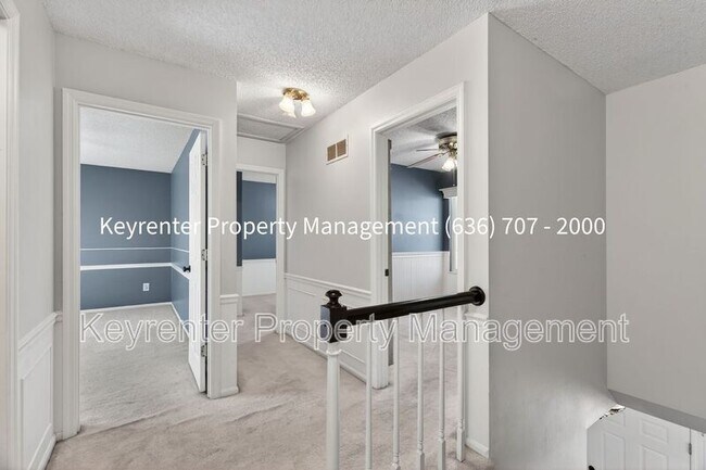 Building Photo - 971 Whispering Ridge Ln