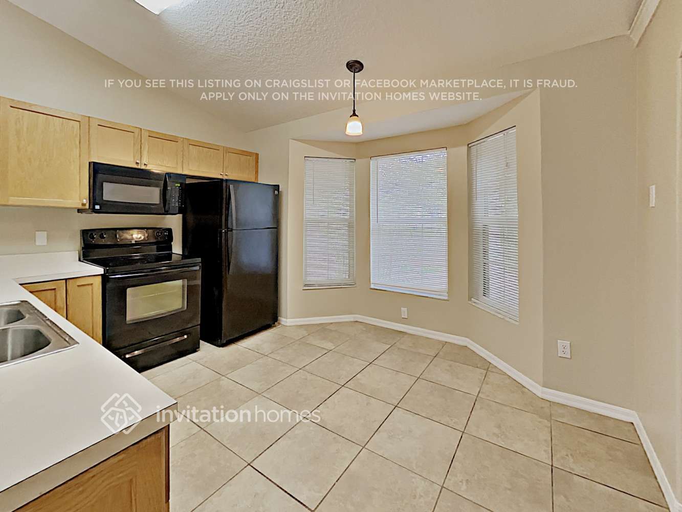 Building Photo - 17530 Virginia Cir