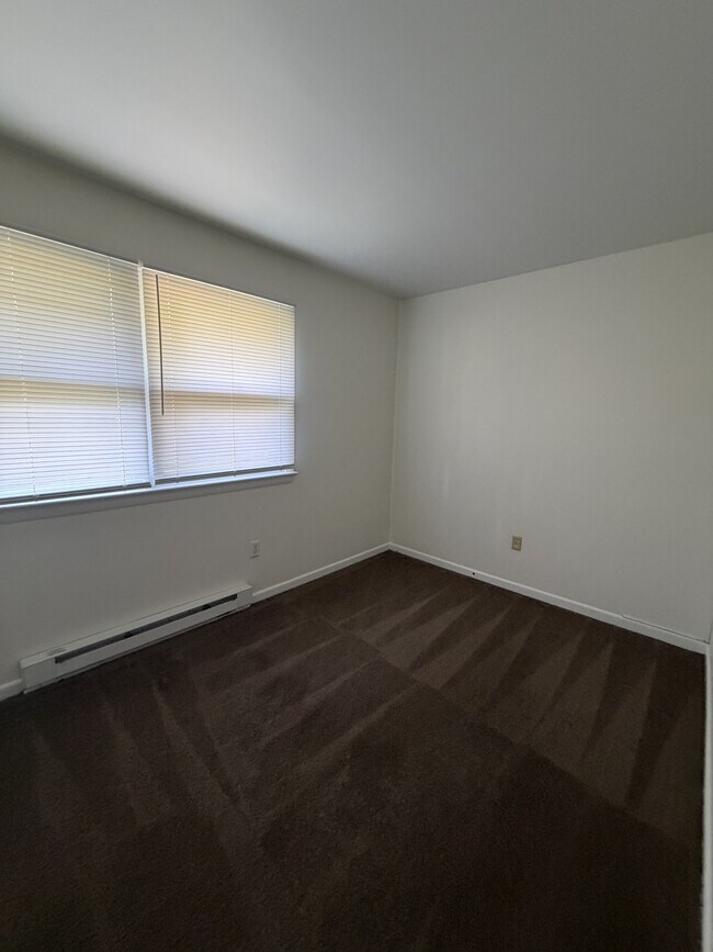 Building Photo - 431 Hearn Ln
