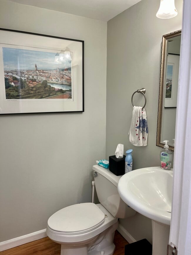 Building Photo - 95 Highland Rd