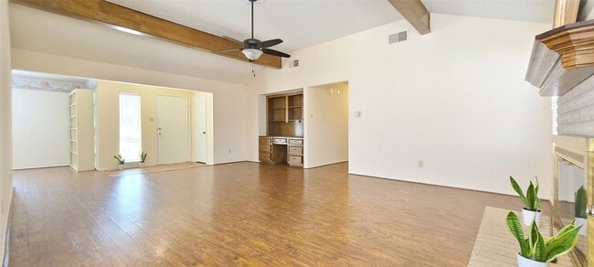 Building Photo - 14814 Earlswood Dr