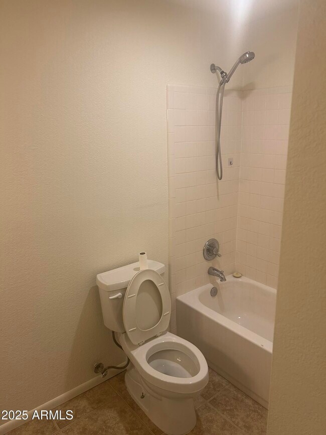 Building Photo - 12138 E Oriole Way